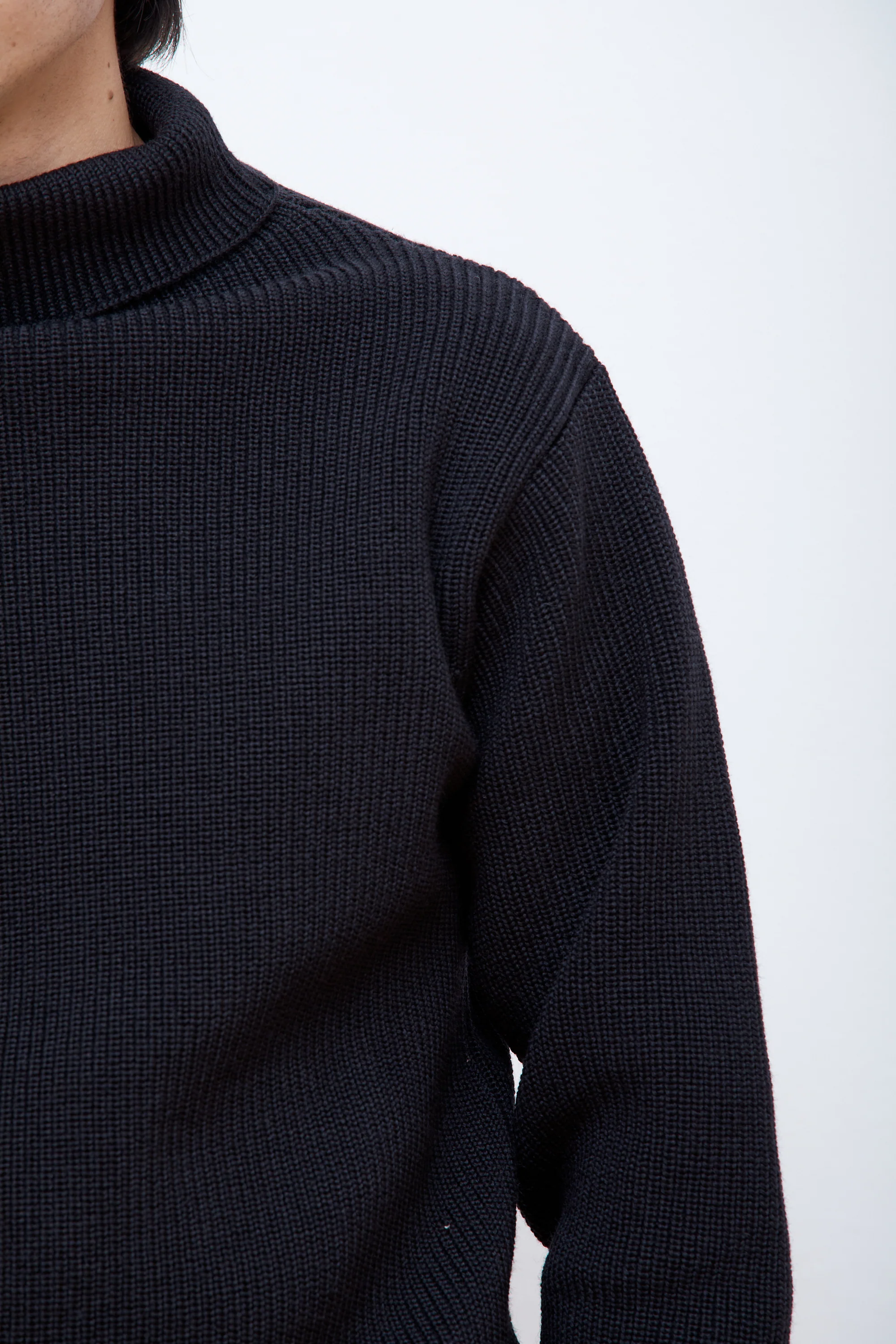 Sailor Turtleneck Black - Image 8