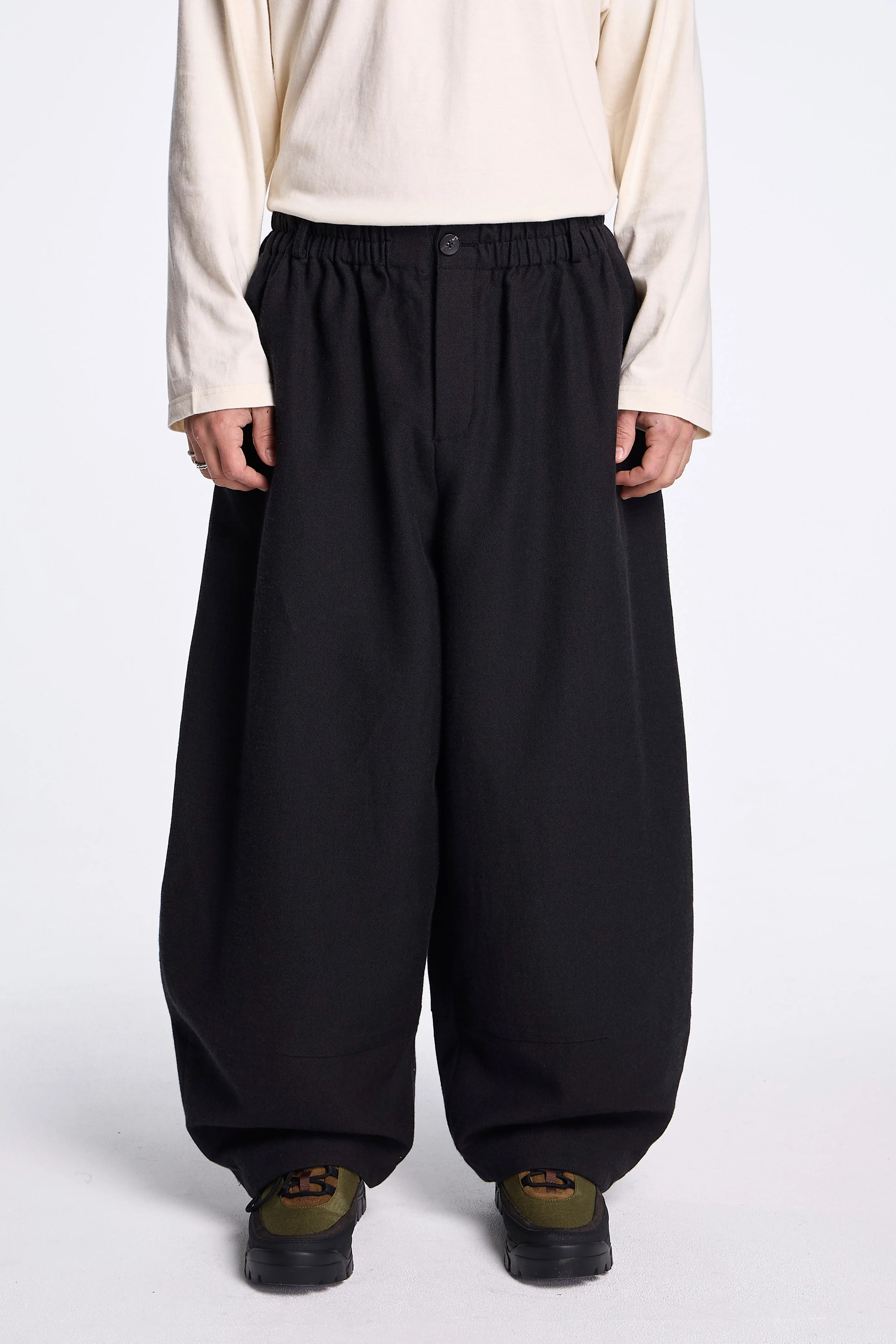 Cocoon Pant Black - Image 2