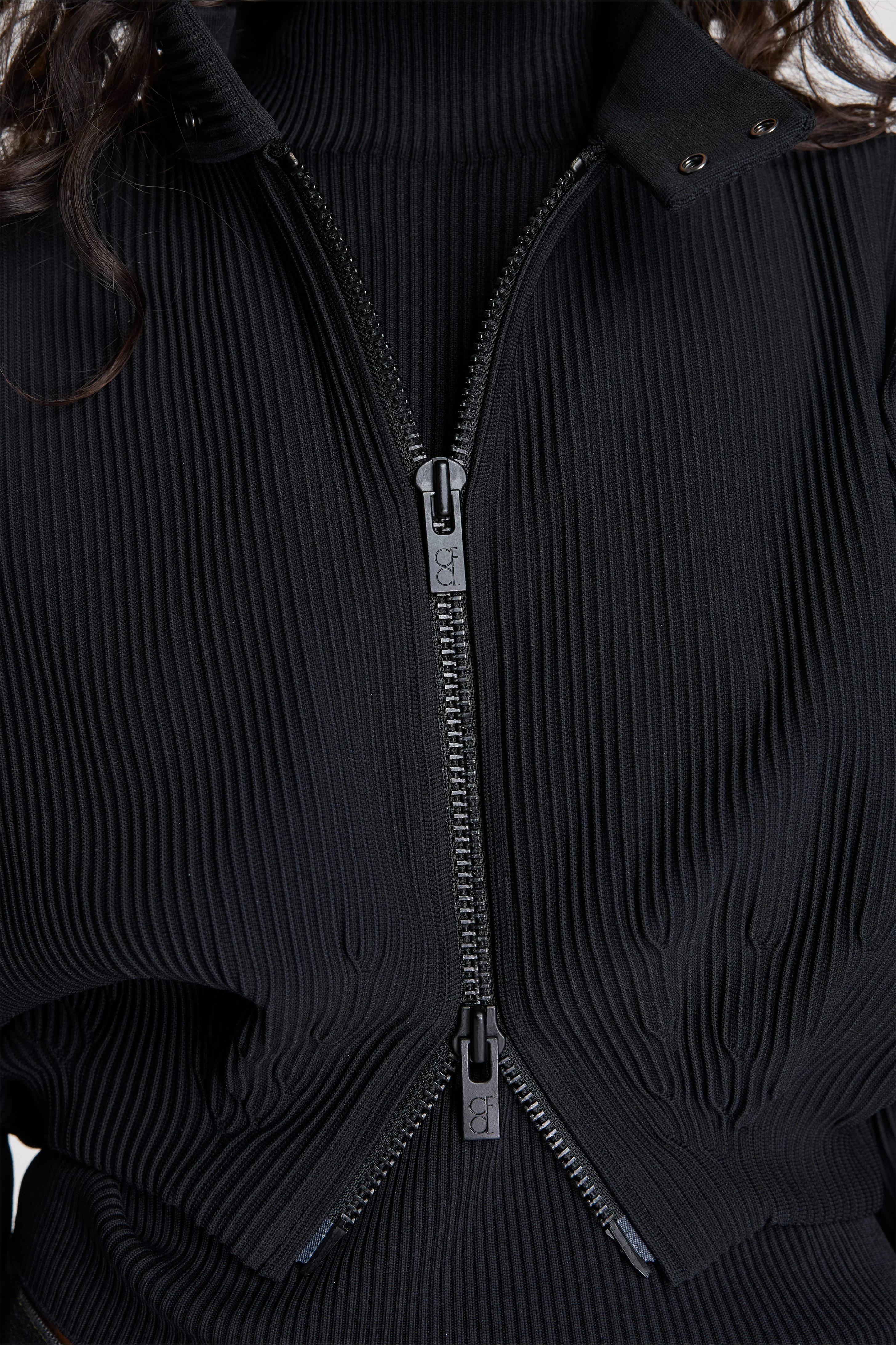 Hypha Cropped Bomber Jacket Black - Image 3