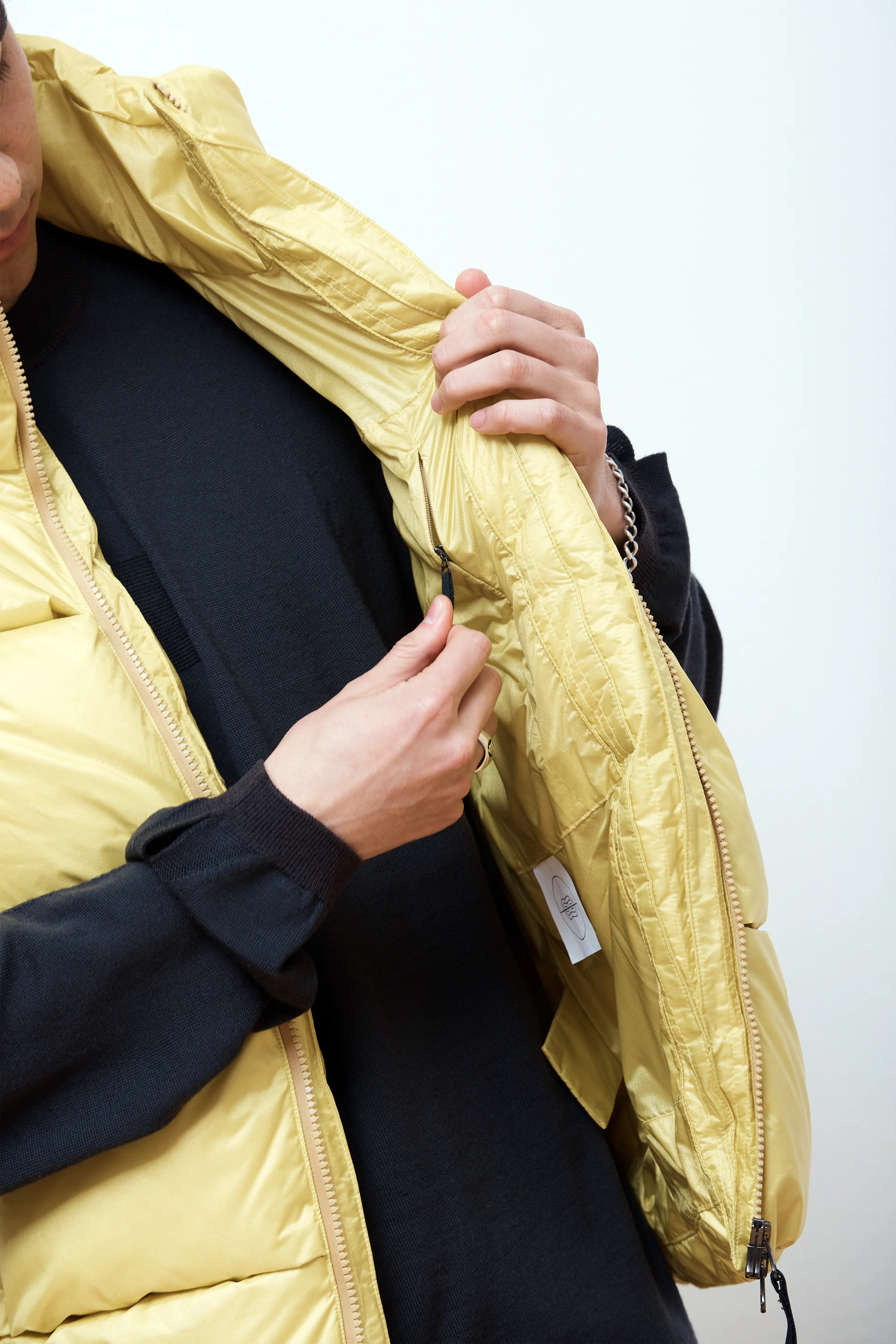 3D Down Vest Sulfur - Image 3