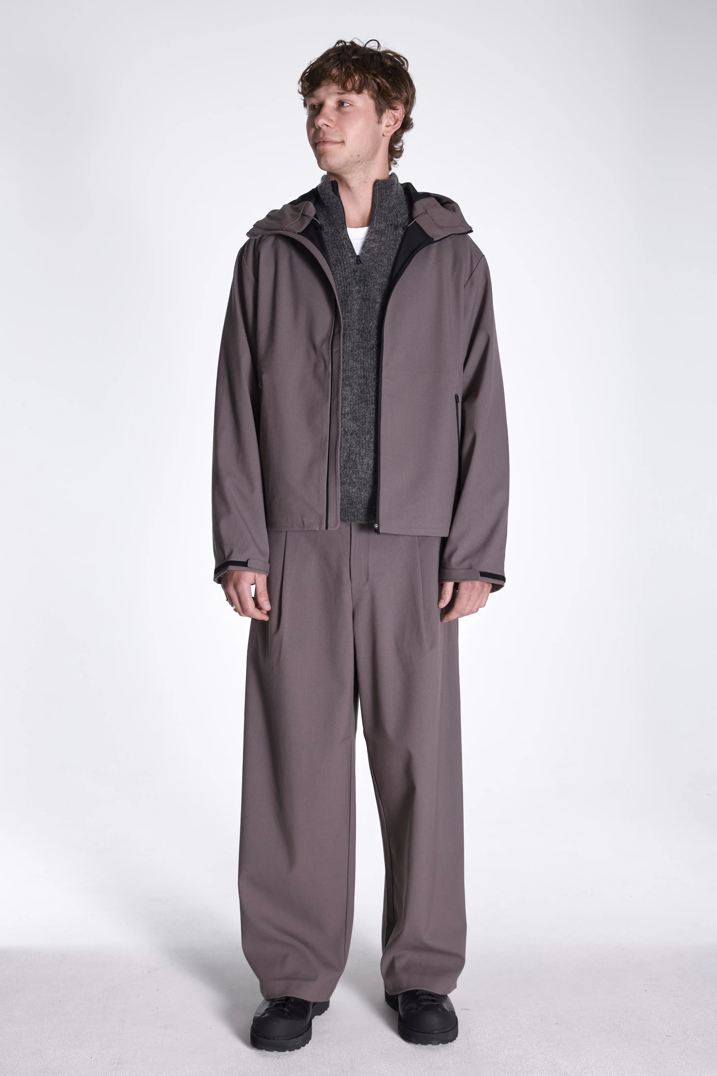 Waypoint Texture Trouser Dark Taupe - Image 2