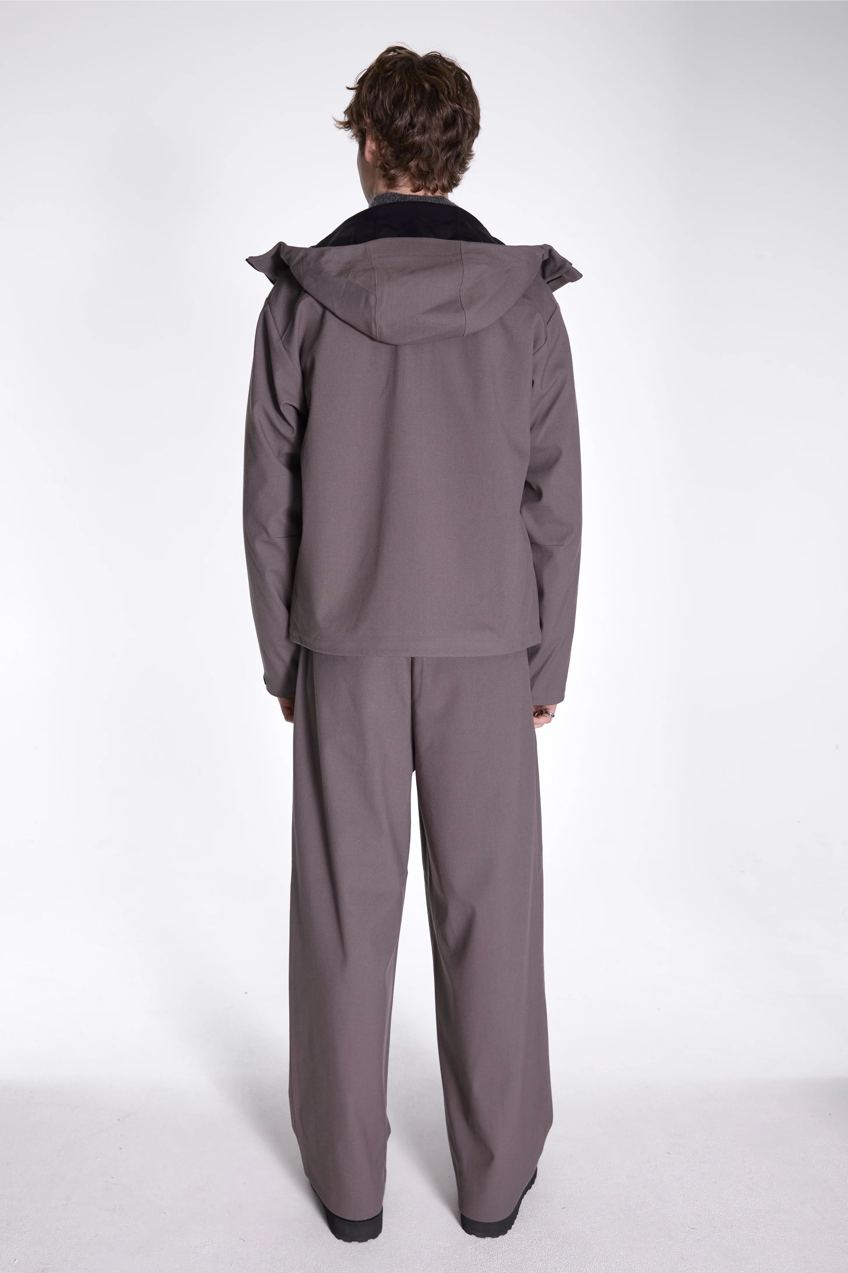 Waypoint Texture Trouser Dark Taupe - Image 4