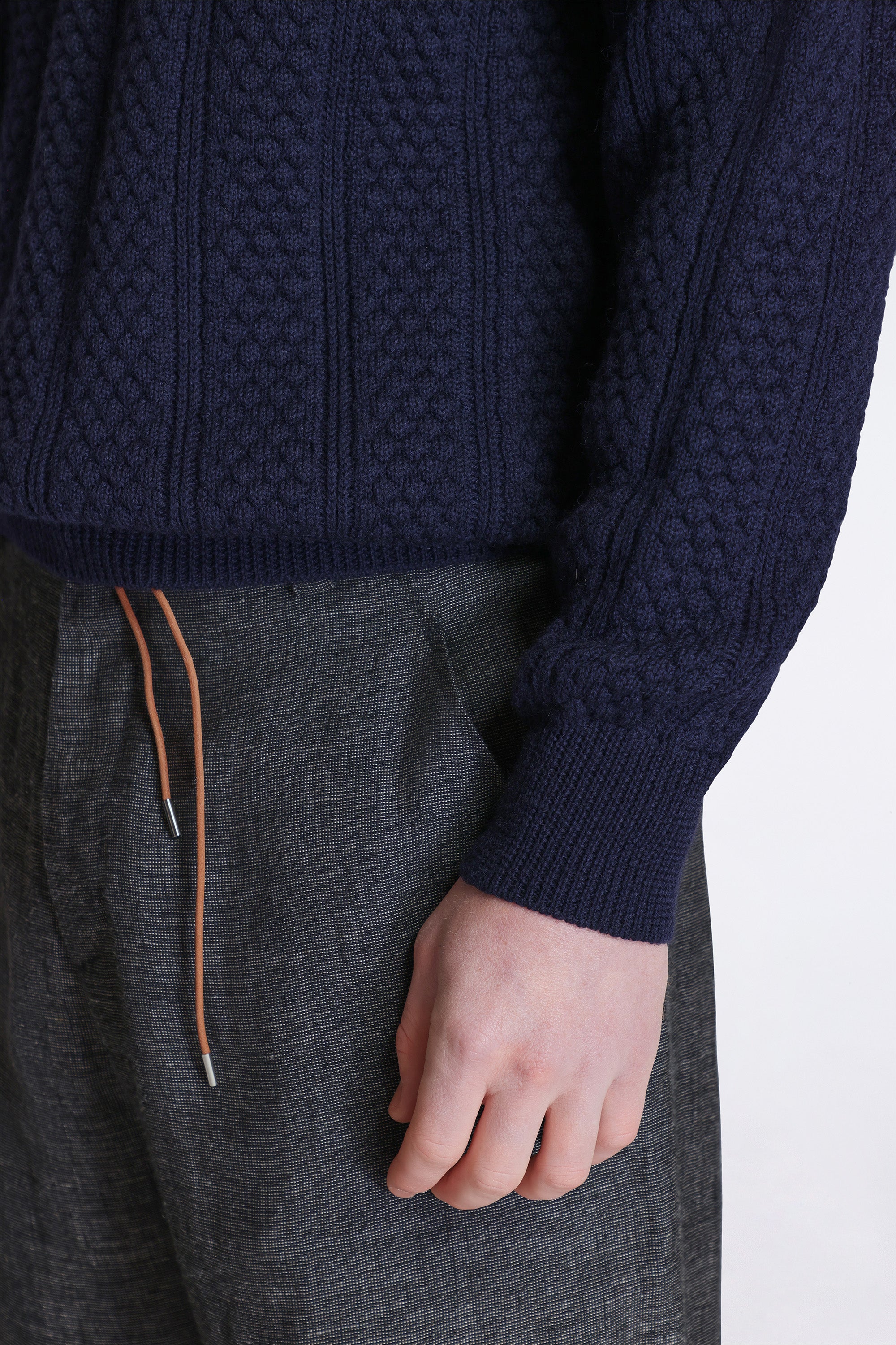 Hirtshals Bubble Rib knit Crewneck Dark Navy - Image 4