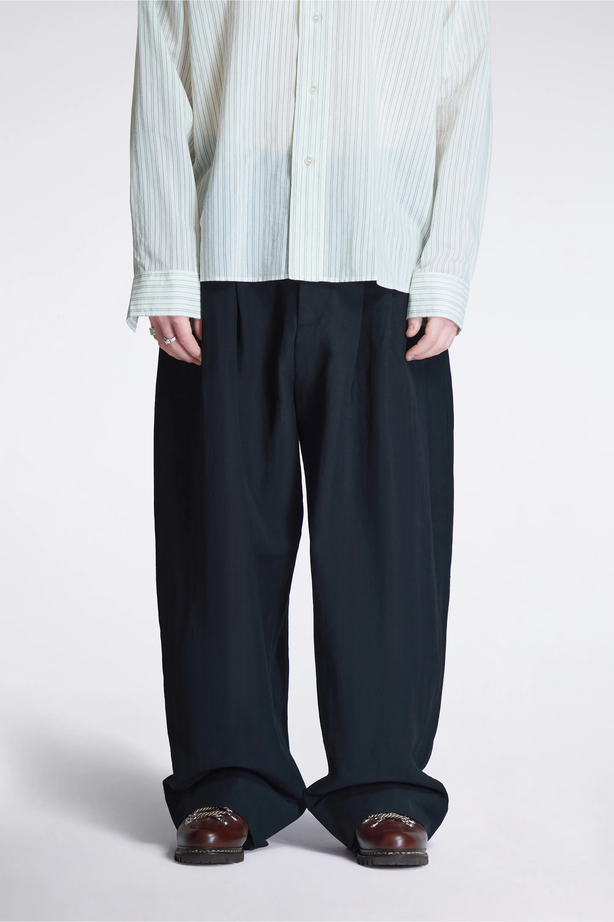 Line Pant Black - Image 2