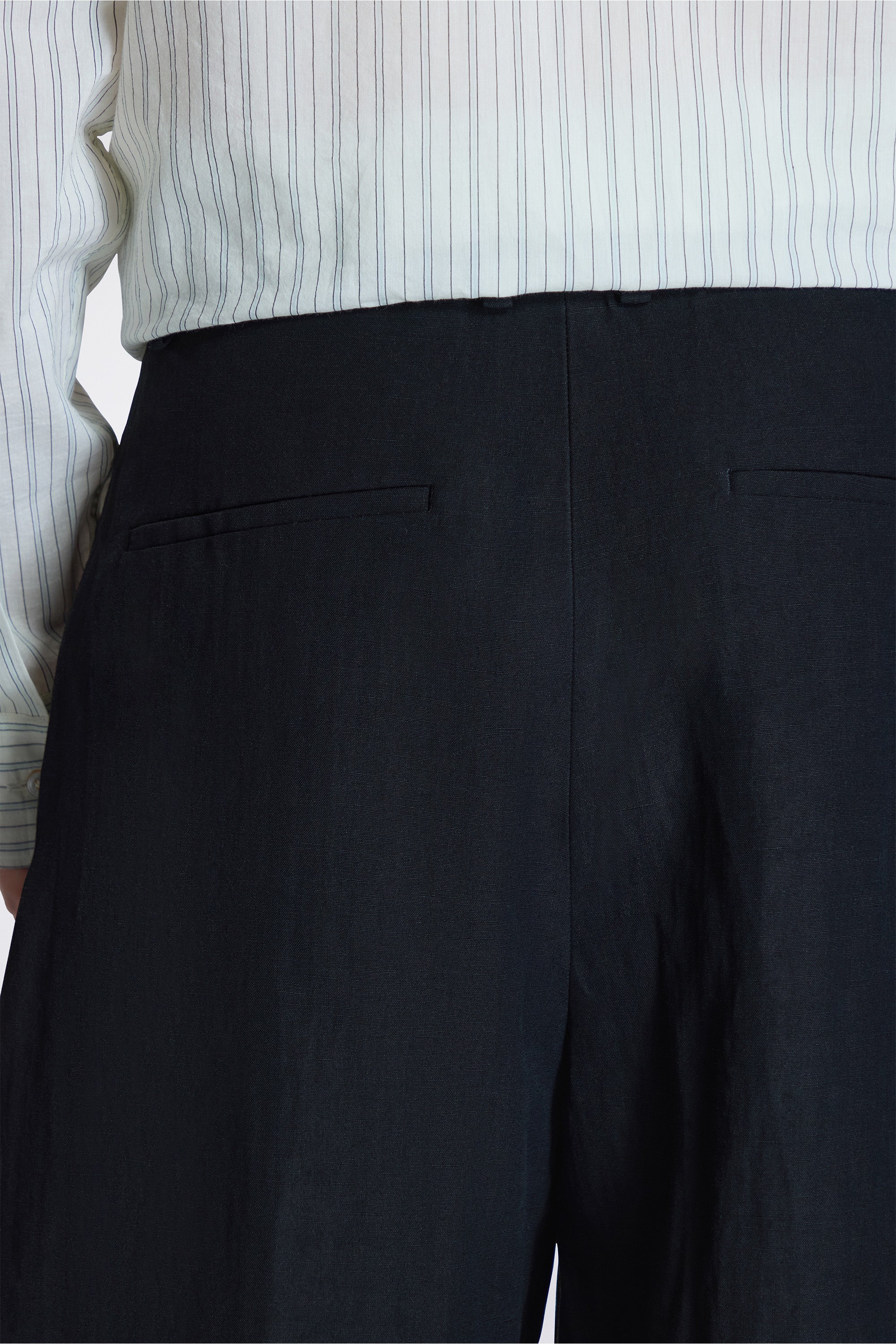 Line Pant Black - Image 7