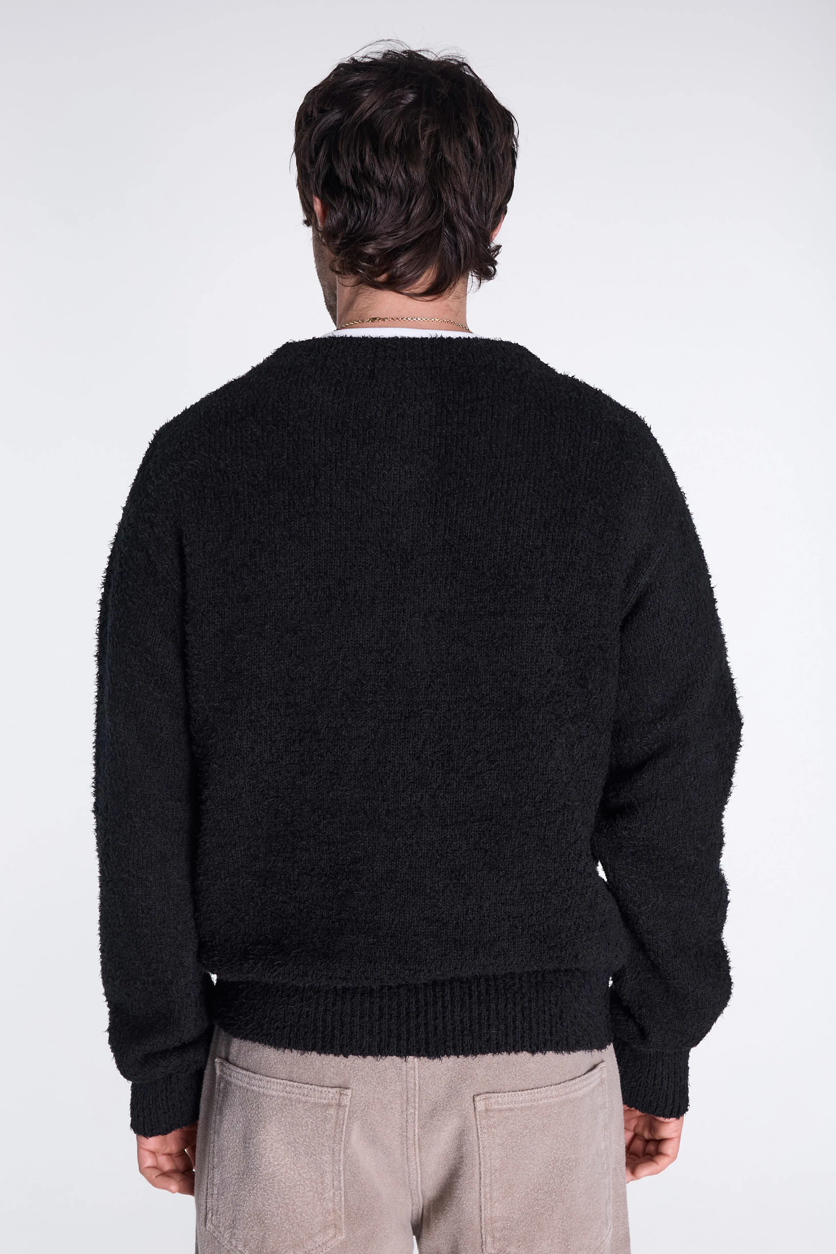 V-Neck Sweater Furry Black - Image 2