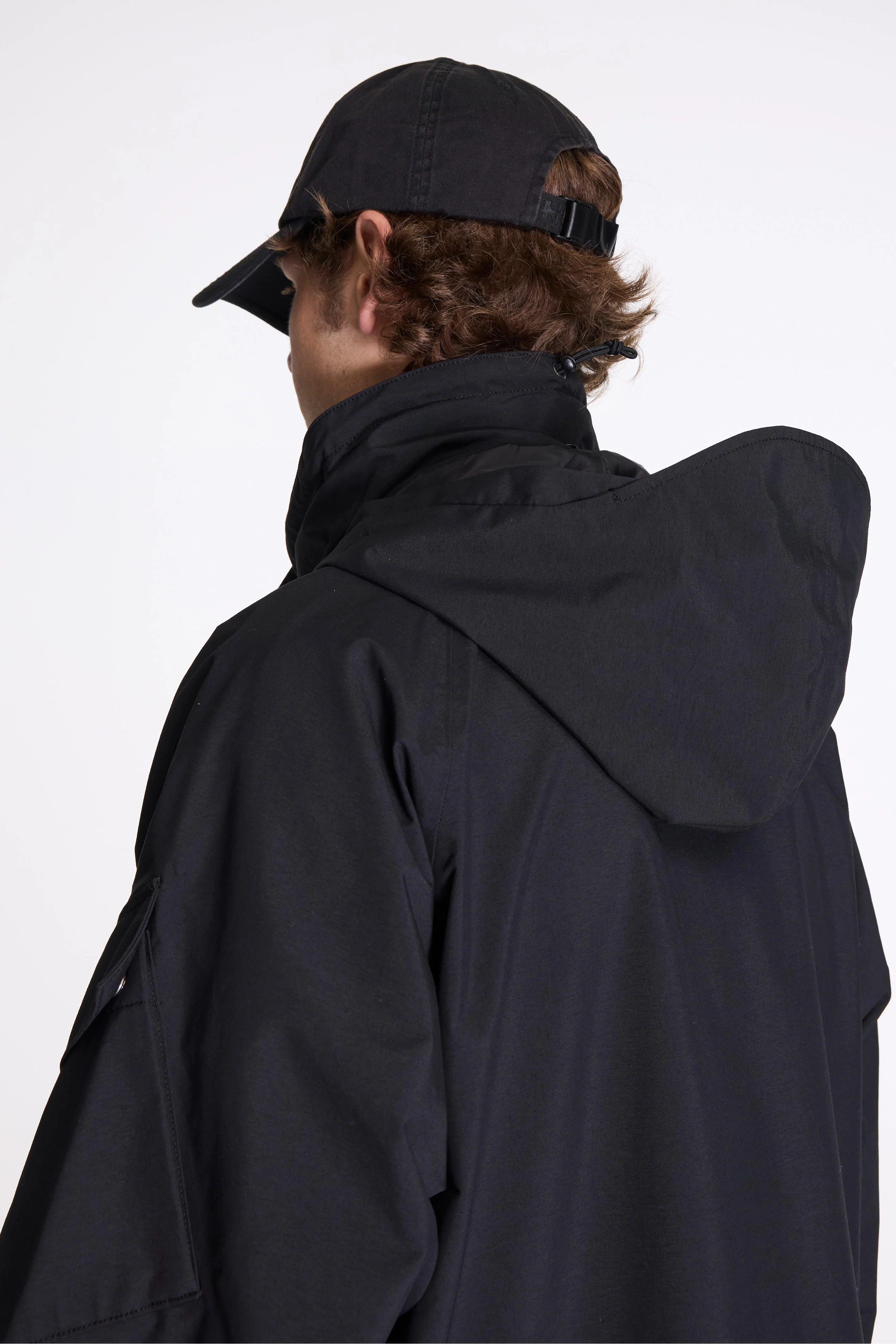 2L Nylon Gore-Tex Cruiser Coat Black - Image 8