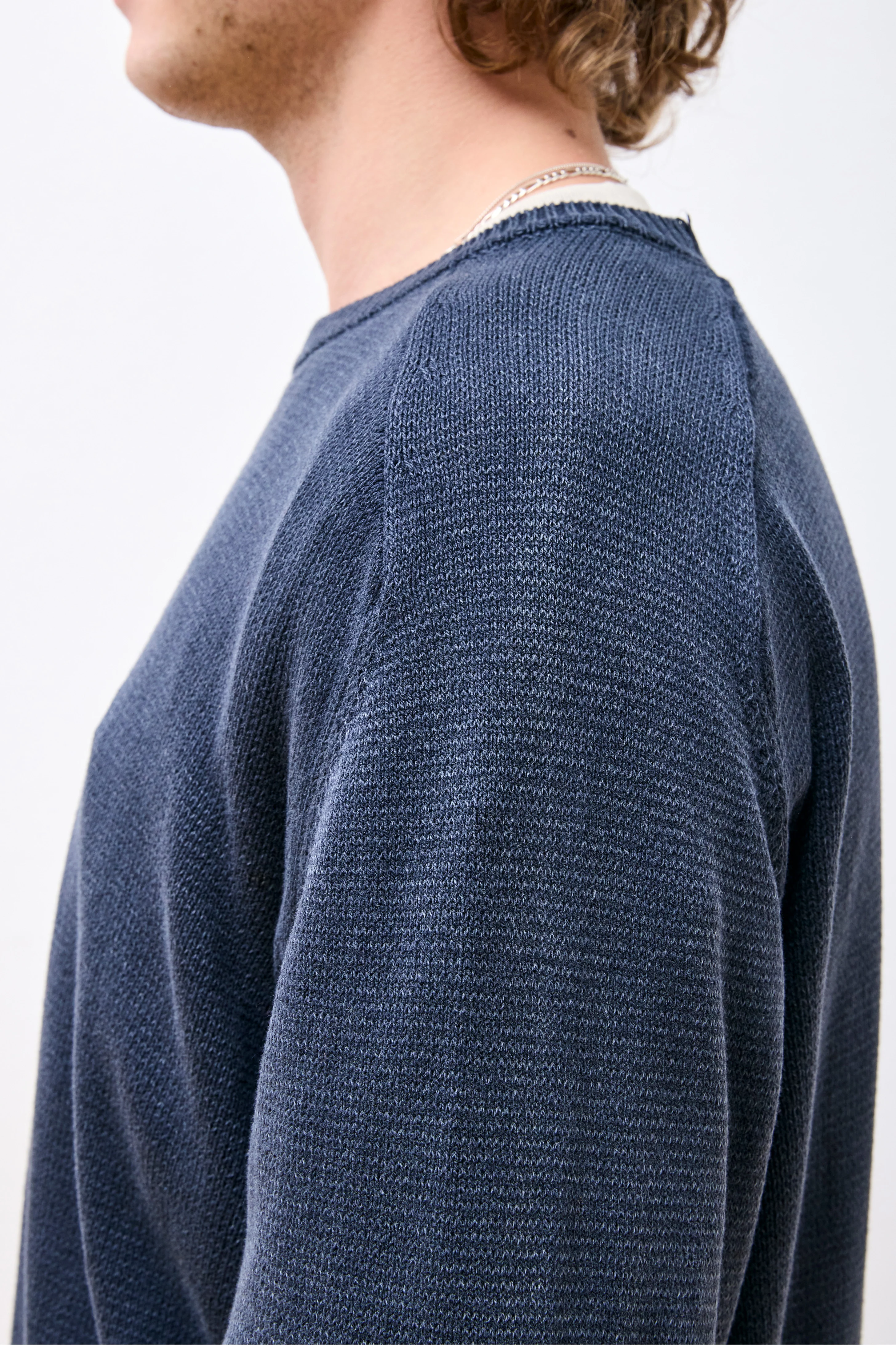 Dweller Sweater 
Cotton Yarn Dk. Navy - Image 3
