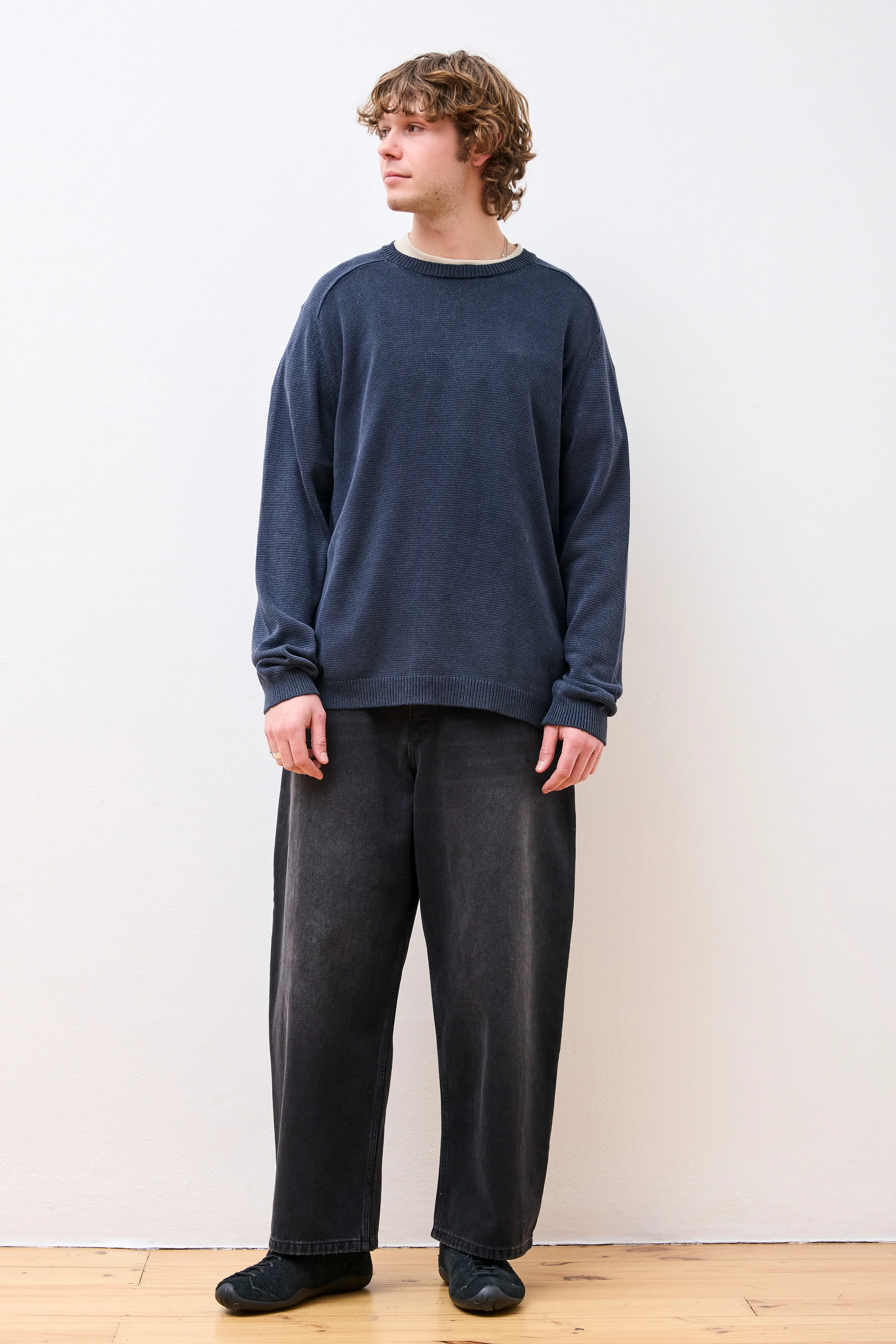 Dweller Sweater 
Cotton Yarn Dk. Navy - Image 8