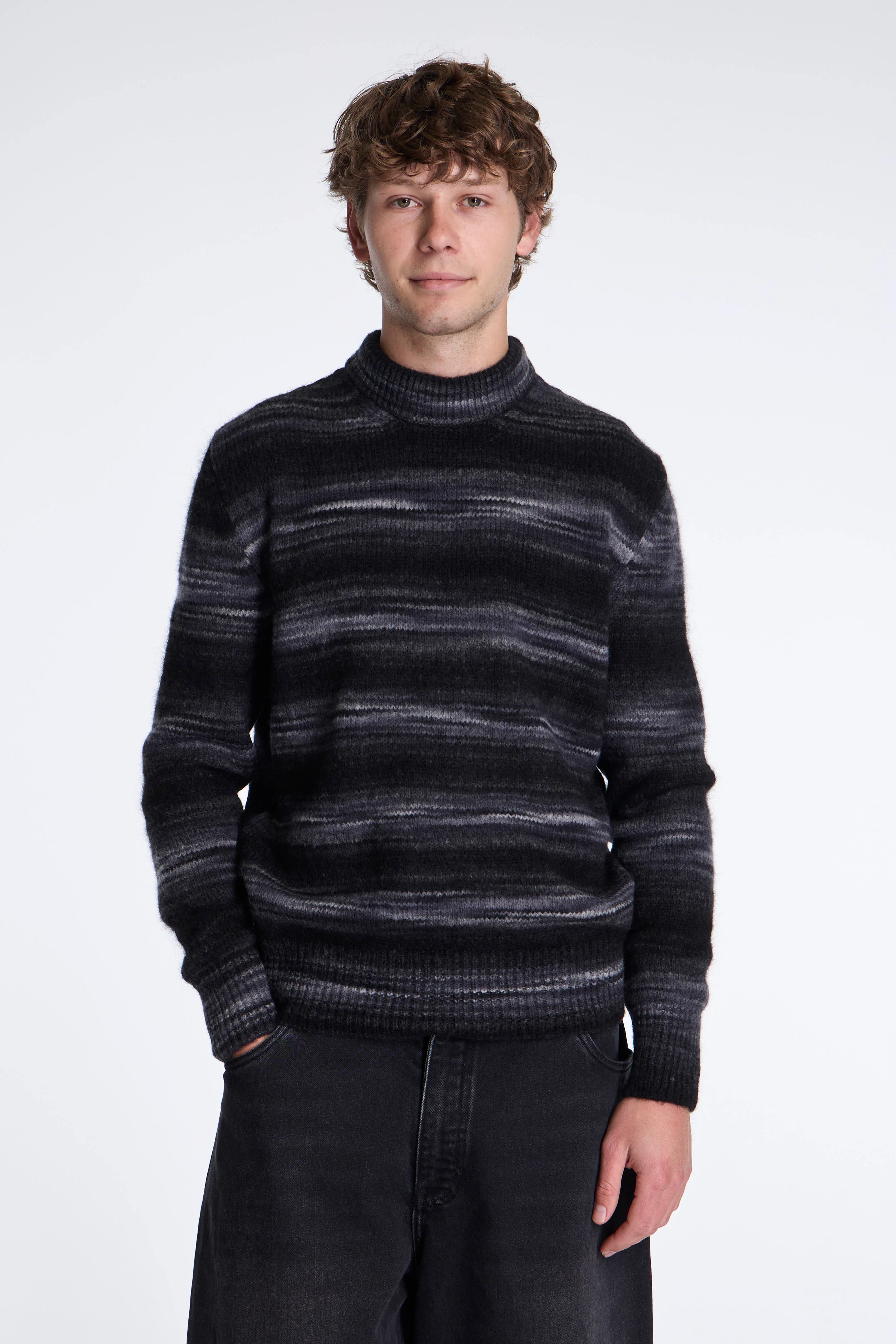Veilfall Crewneck Peat - Image 2