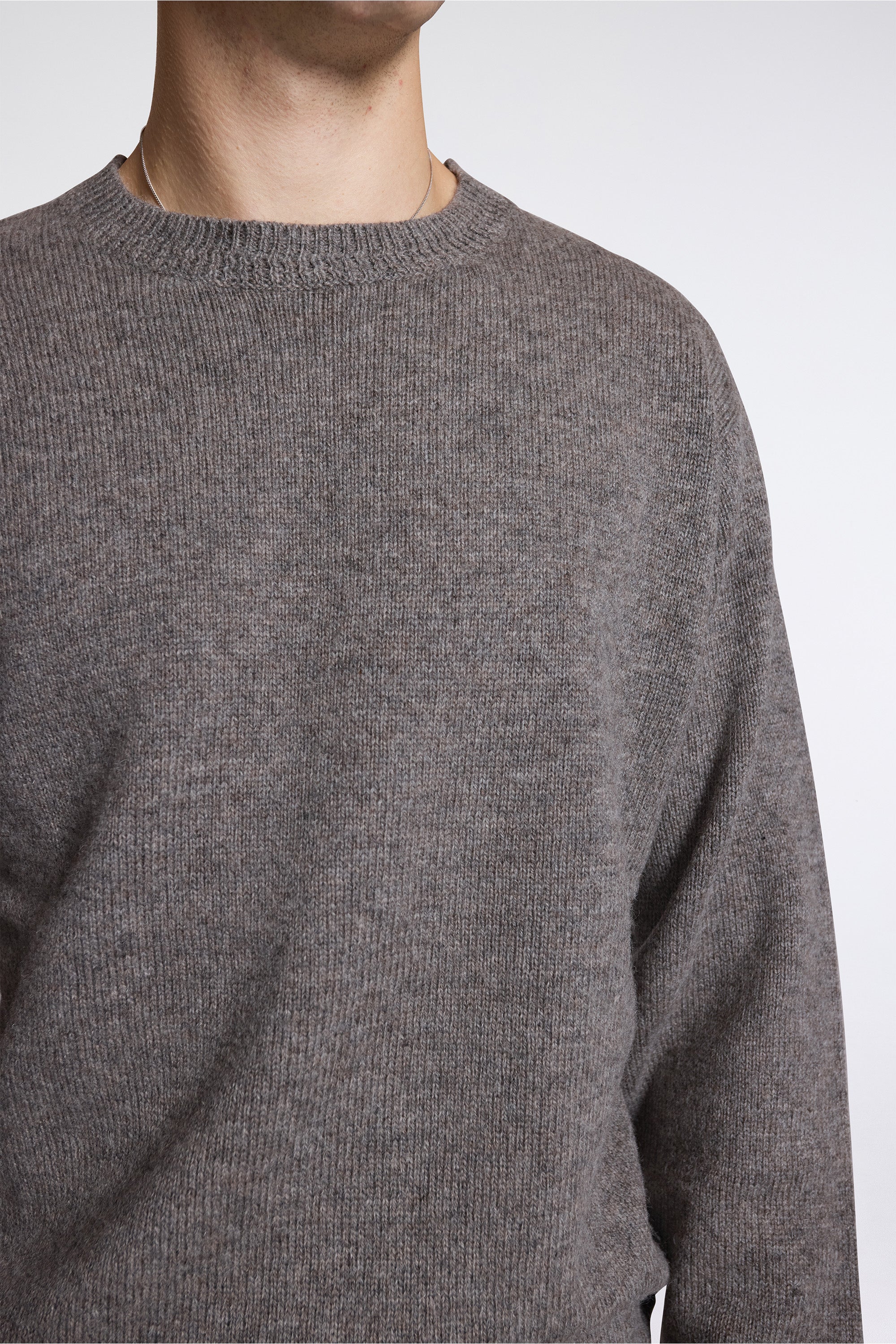Shetland Wool Crew Stone Heather - Image 3