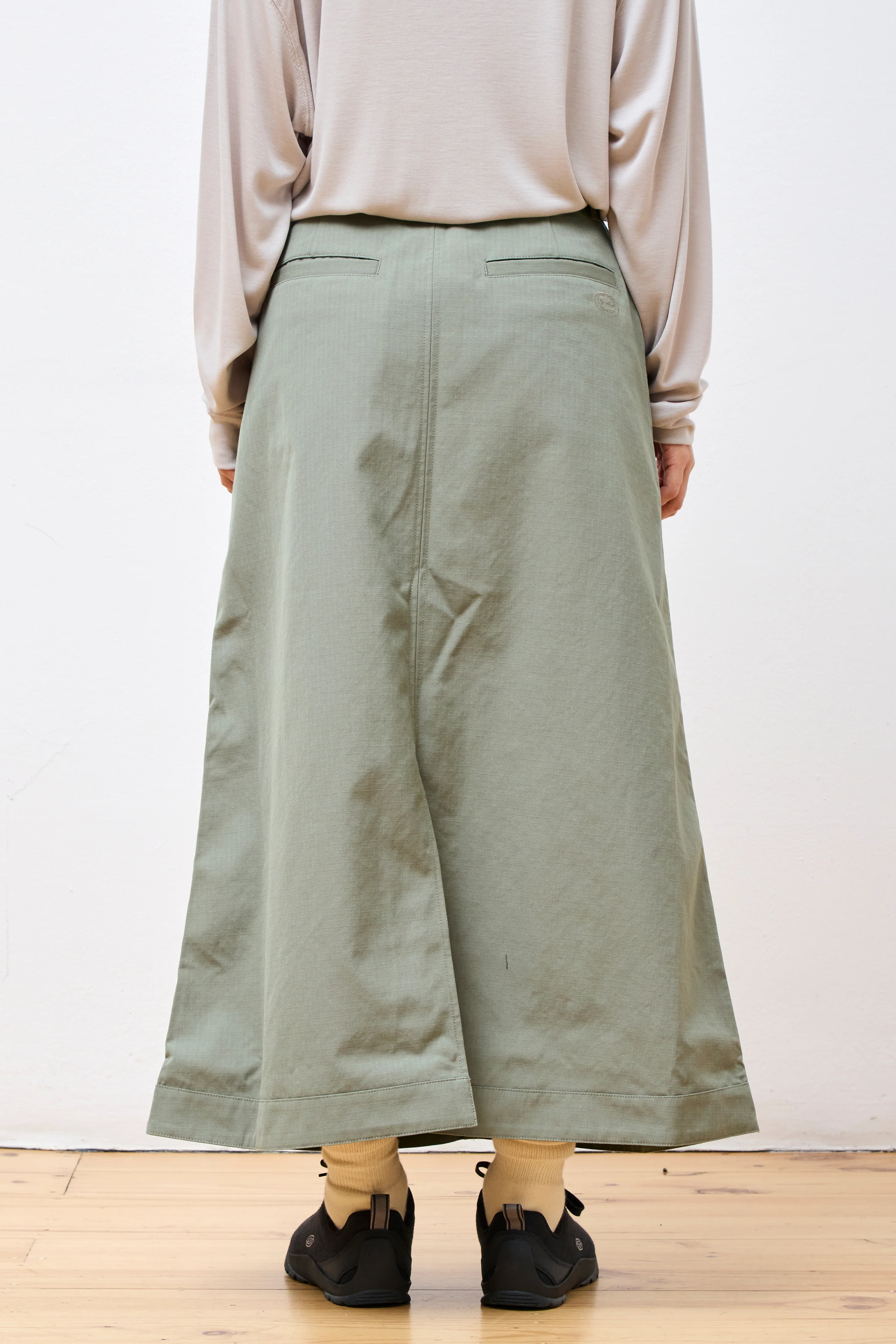 TAKIBI Ripstop Skirt Grey khaki - Image 6