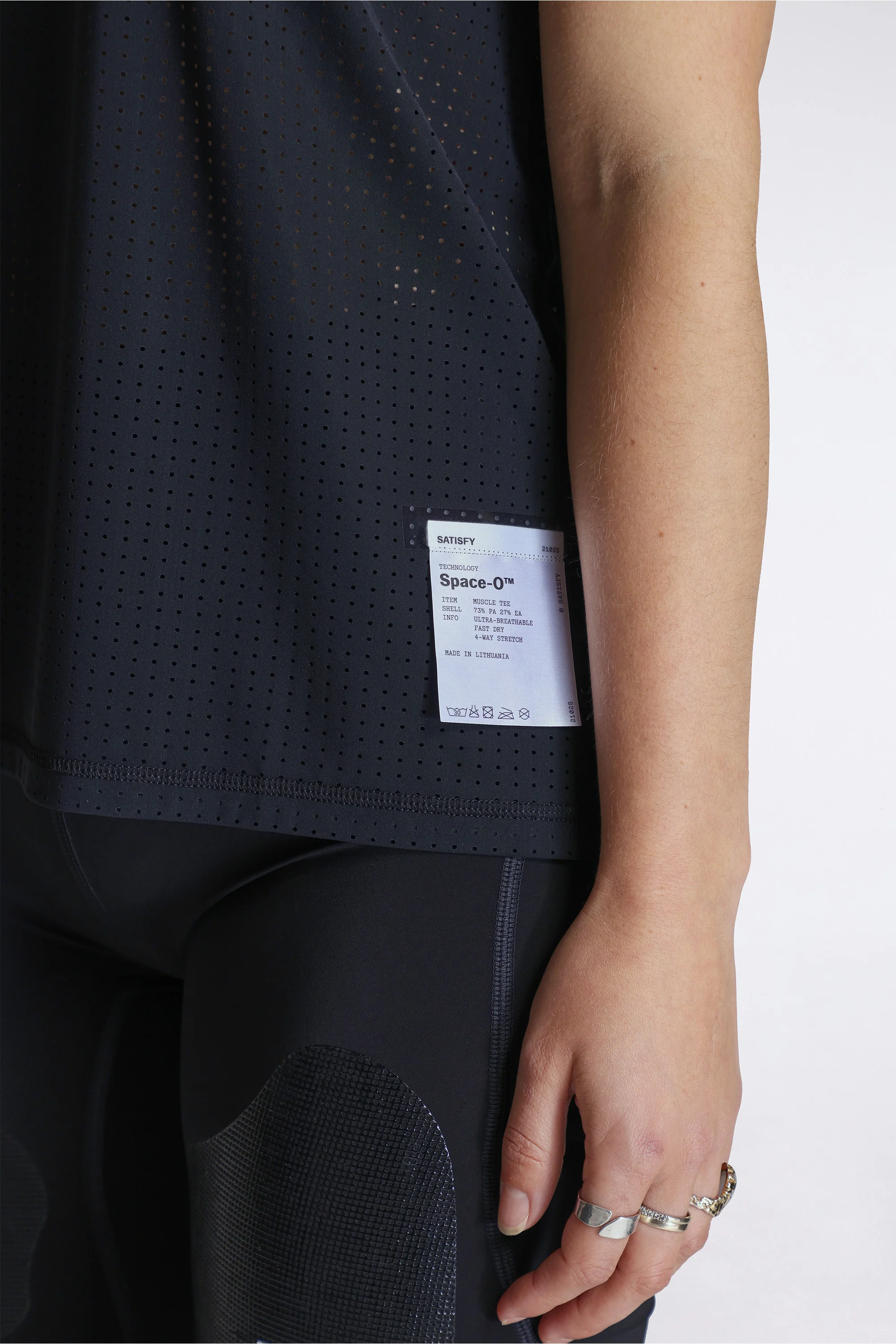 Space-O Muscle Tee Black SA - Image 4