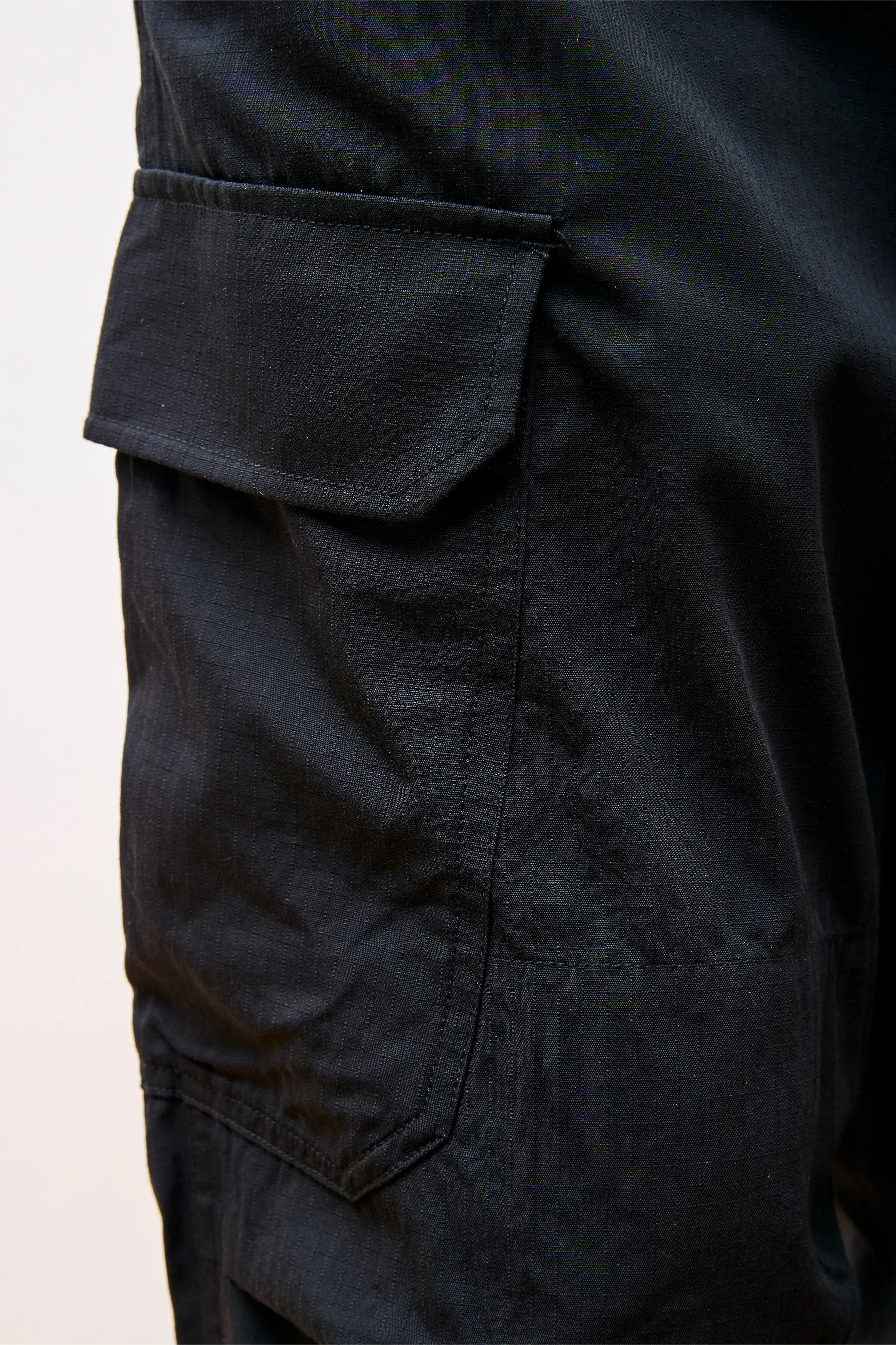 TAKIBI Light Ripstop Pants Black - Image 3