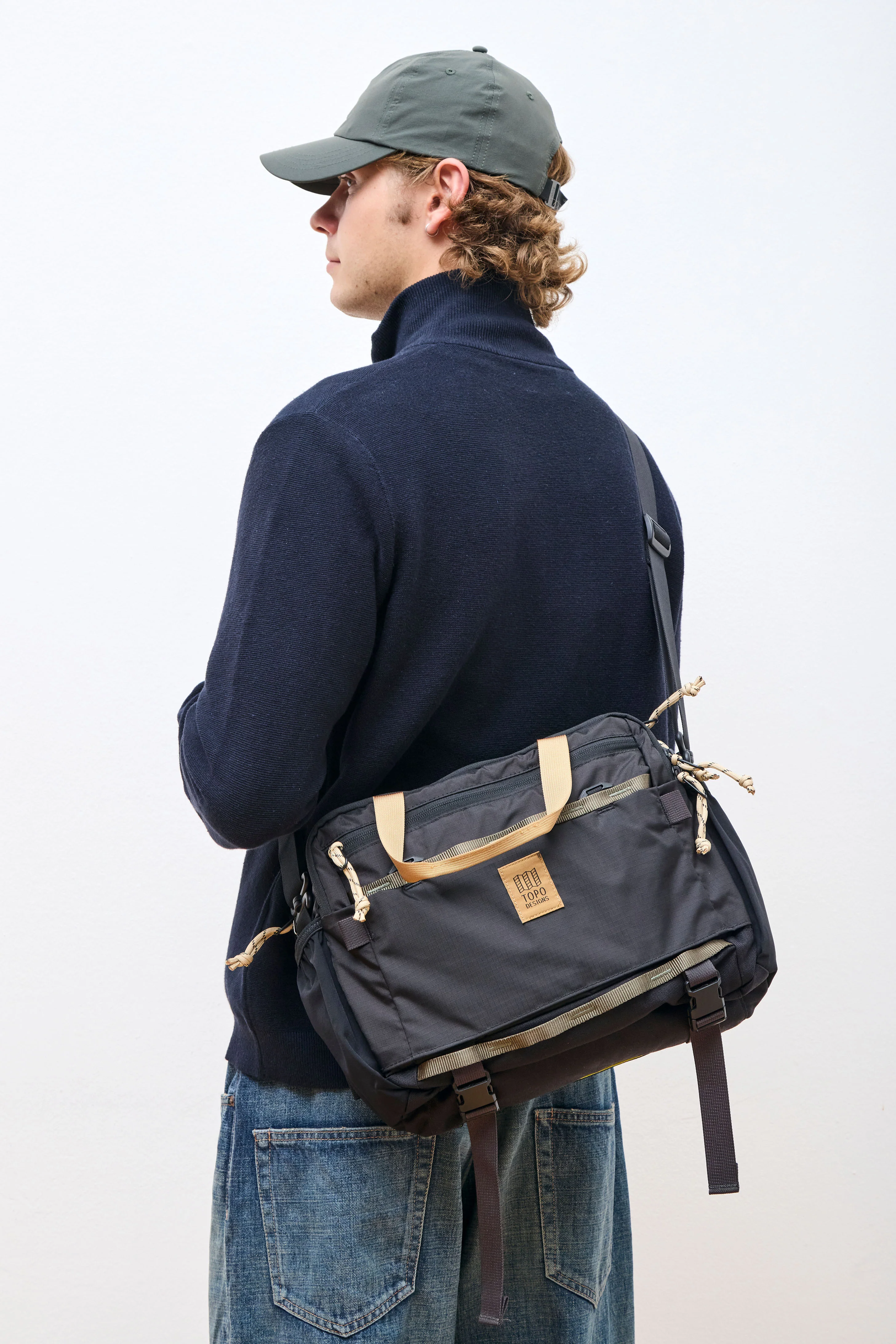 Mountain Cross Bag Black/Neutral - Image 2