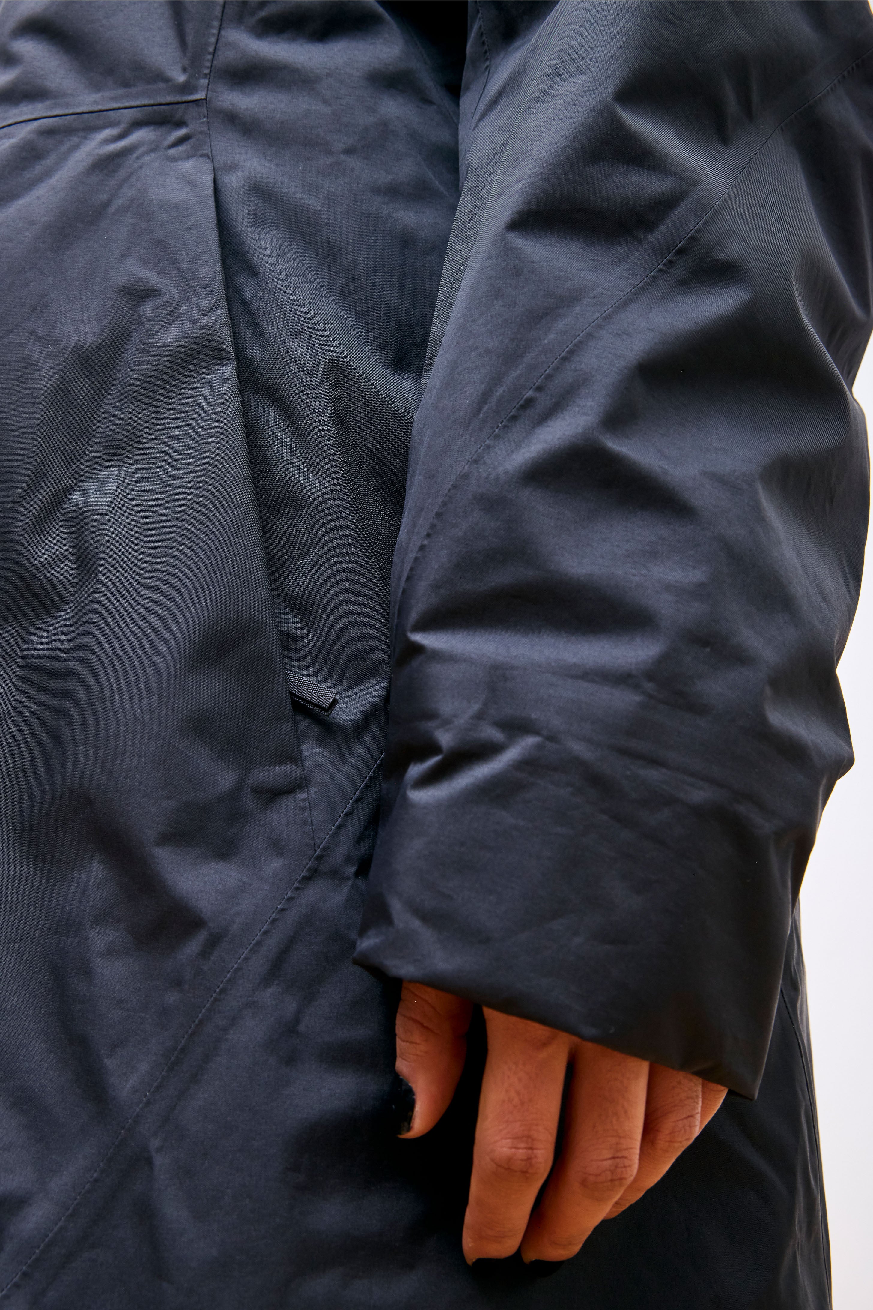 Entasis Insulated Coat W Black - Image 5